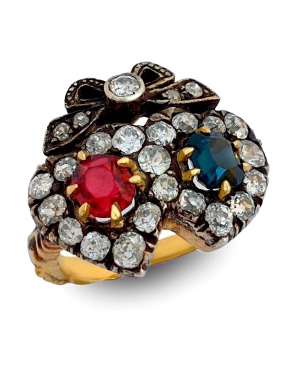 VICTORIAN TOI ET MOI DOBLE HEART BOW RING OLD CUT DIAMONDS RUBY AND SAPPHIRE