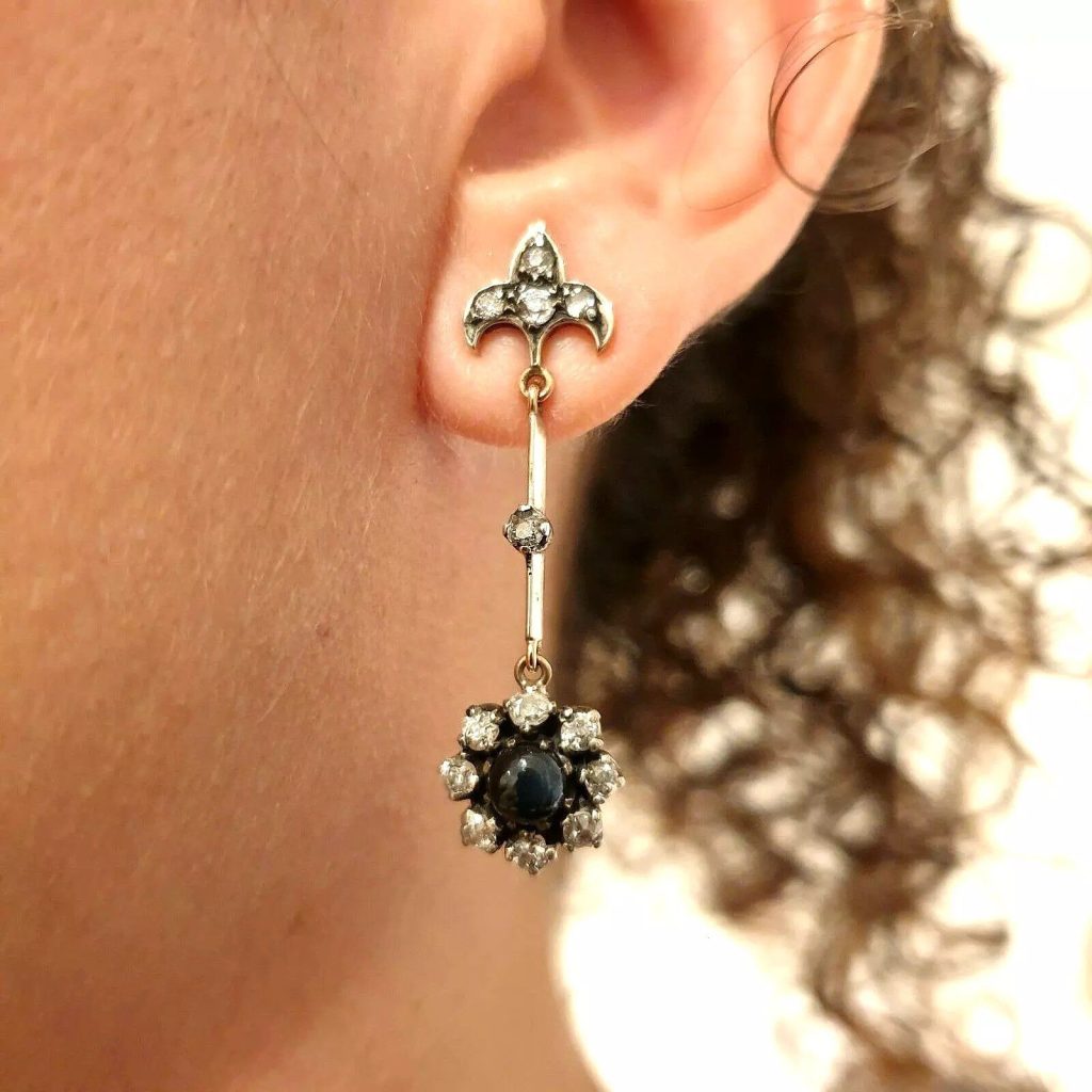 VICTORIAN EARRING 14k GOLD and SILVER 1.30ct OLD CUT DIAMONDS CABUCHON SAPPHIRE