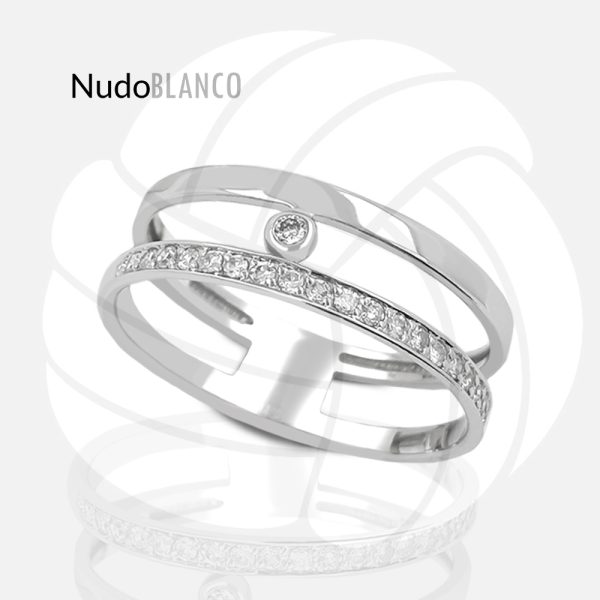 0.13 Round Brilliant Cut Diamond Two-Row Band