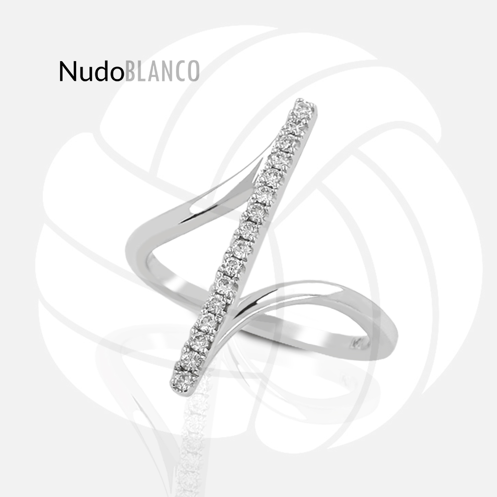 Thunder Gold Ring with 0.12 ct Round Brilliant Cut Diamond