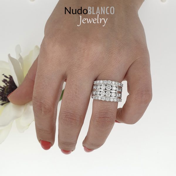 Stunning 2.25 ct Brilliant Cut Diamonds Cocktail 14k Gold Ring - Image 2