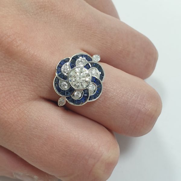 Art deco stile platinum ring with 1.46ct Diamonds and 1.30ct Sapphires - Image 2