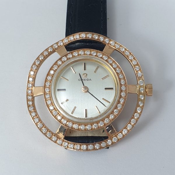 Beautiful Vintage Custom Omega Lady Gold Watch – 18K Gold with Natural Diamonds, Elegant and Unique Timepiece - Image 3