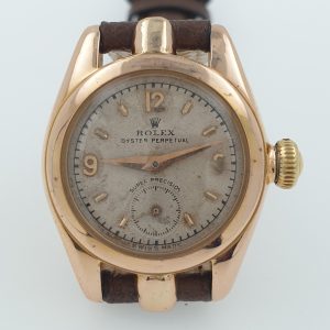 Lady Vintage Rolex Automatic Watch – Rose Gold 18K, Fancy Lugs, Ref. Circa 1940, Elegant Antique Timepiece