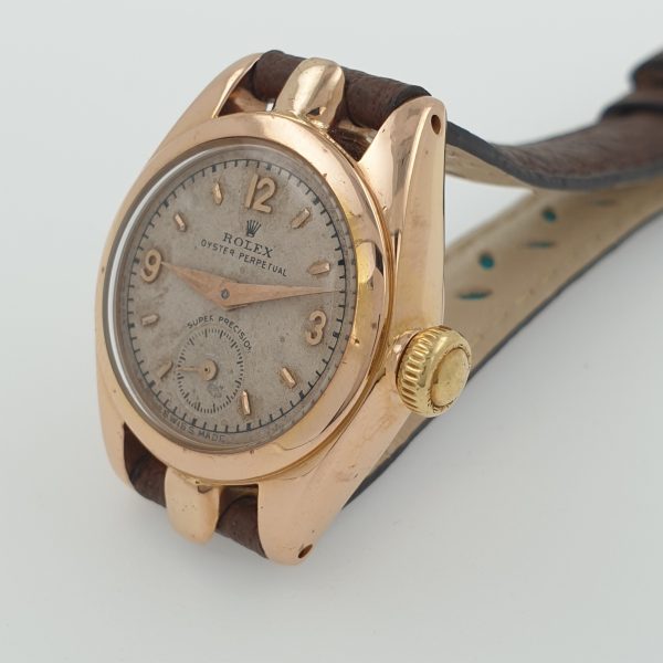 Lady Vintage Rolex Automatic Watch – Rose Gold 18K, Fancy Lugs, Ref. Circa 1940, Elegant Antique Timepiece - Image 4