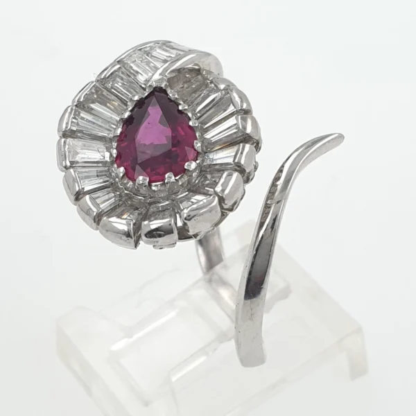 18k White Gold Ring 11gr with Ruby & Natural Diamonds 1.25ct - Image 3