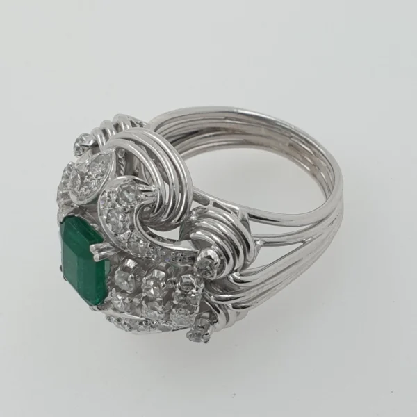 Handmade Unique Vintage 14k White Gold Ring with Emerald & Natural Diamonds - Image 7
