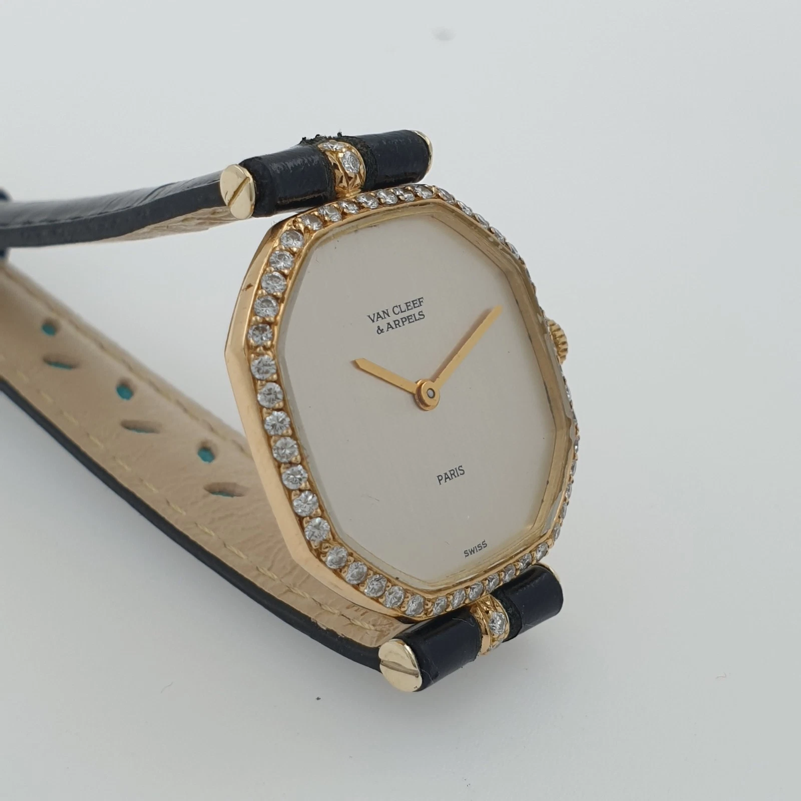 Vintage Van Cleef VCA Lady Watch 18k Gold & Natural Diamonds Manual Wind C1980 - Image 4