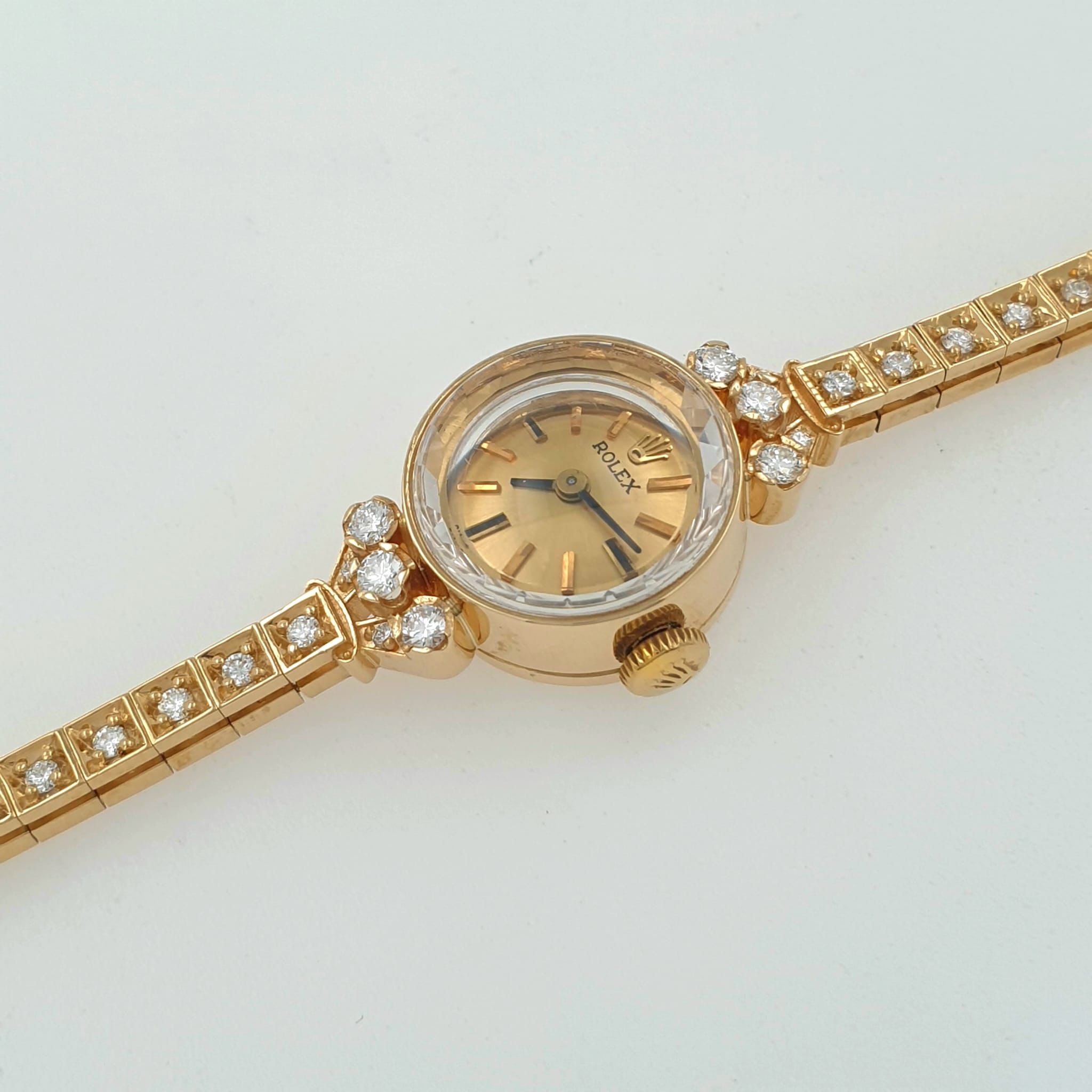 Lady Rolex Vintage Manual Watch 14k Yellow Gold with Natural Diamonds 1950s - Image 4